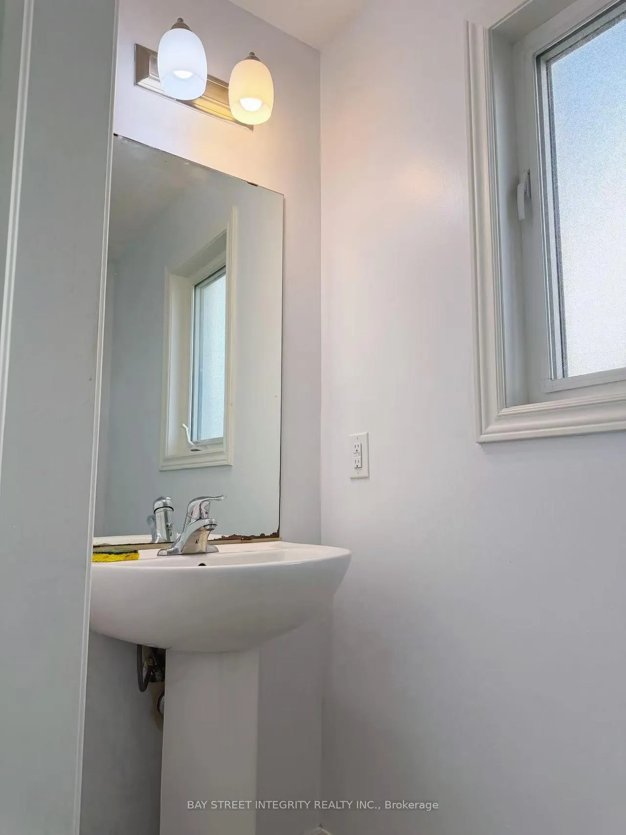 Photo 13 of 32 Elderberry Road, Thorold, Confederation Heights — HOMEH
