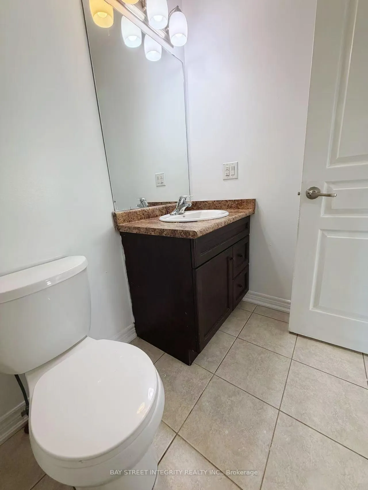 Photo 14 of 32 Elderberry Road, Thorold, Confederation Heights — HOMEH