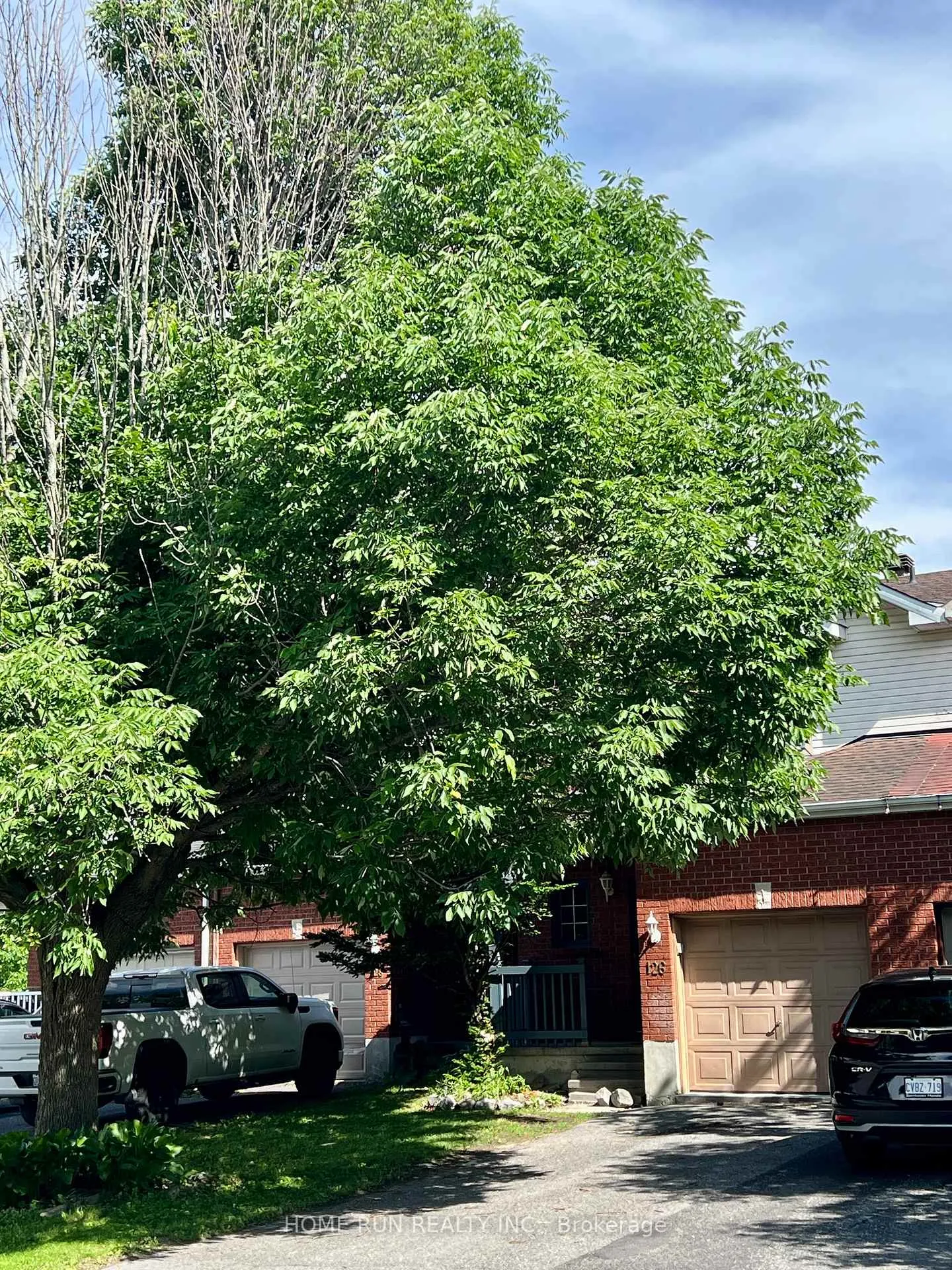 Photo 3 of 126 Daventry Crescent, Ottawa, Barrhaven - Longfields — HOMEH