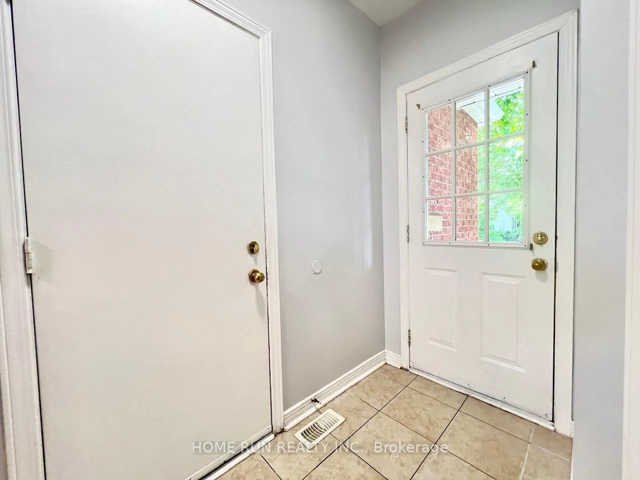 Photo 5 of 126 Daventry Crescent, Ottawa, Barrhaven - Longfields — HOMEH
