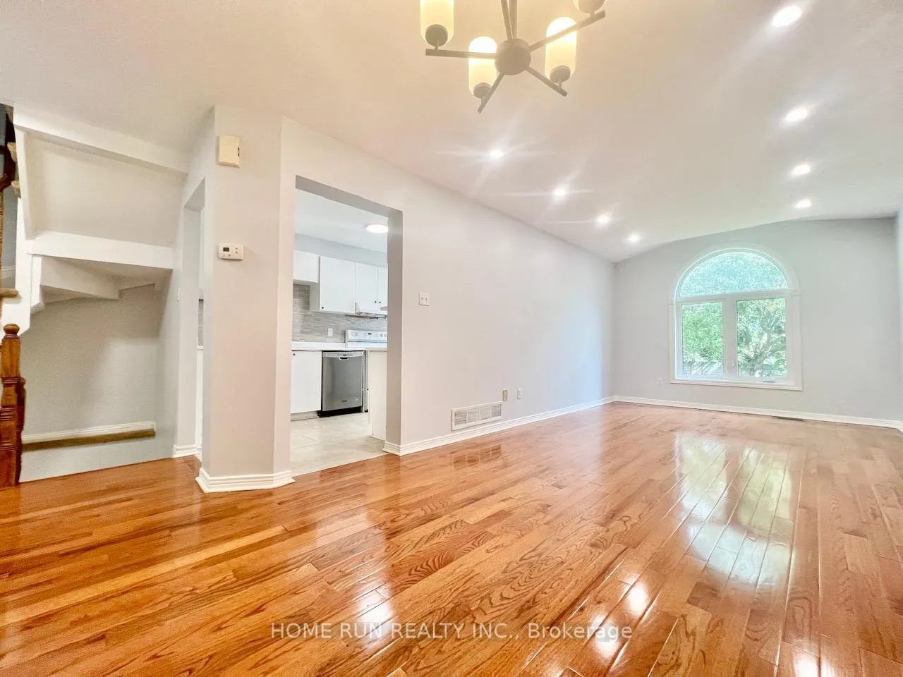 Photo 8 of 126 Daventry Crescent, Ottawa, Barrhaven - Longfields — HOMEH