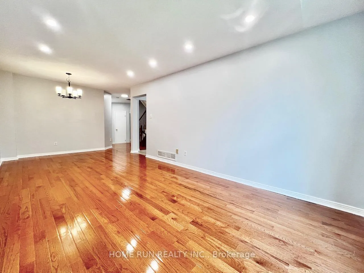Photo 9 of 126 Daventry Crescent, Ottawa, Barrhaven - Longfields — HOMEH
