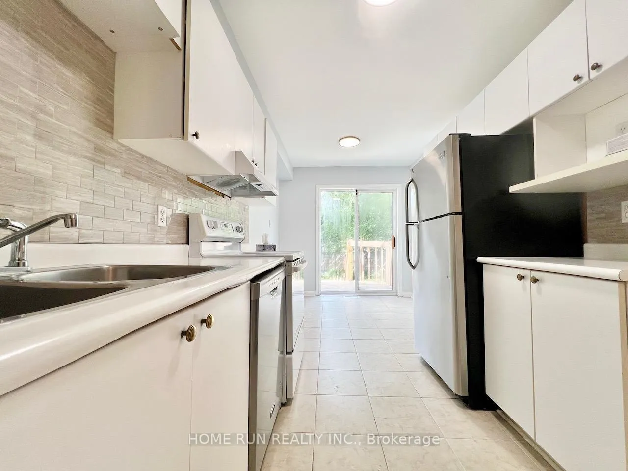 Photo 13 of 126 Daventry Crescent, Ottawa, Barrhaven - Longfields — HOMEH