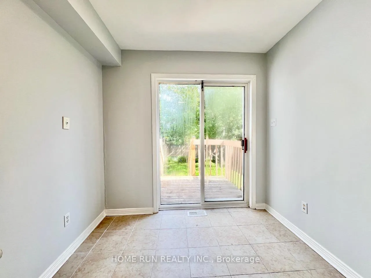 Photo 14 of 126 Daventry Crescent, Ottawa, Barrhaven - Longfields — HOMEH