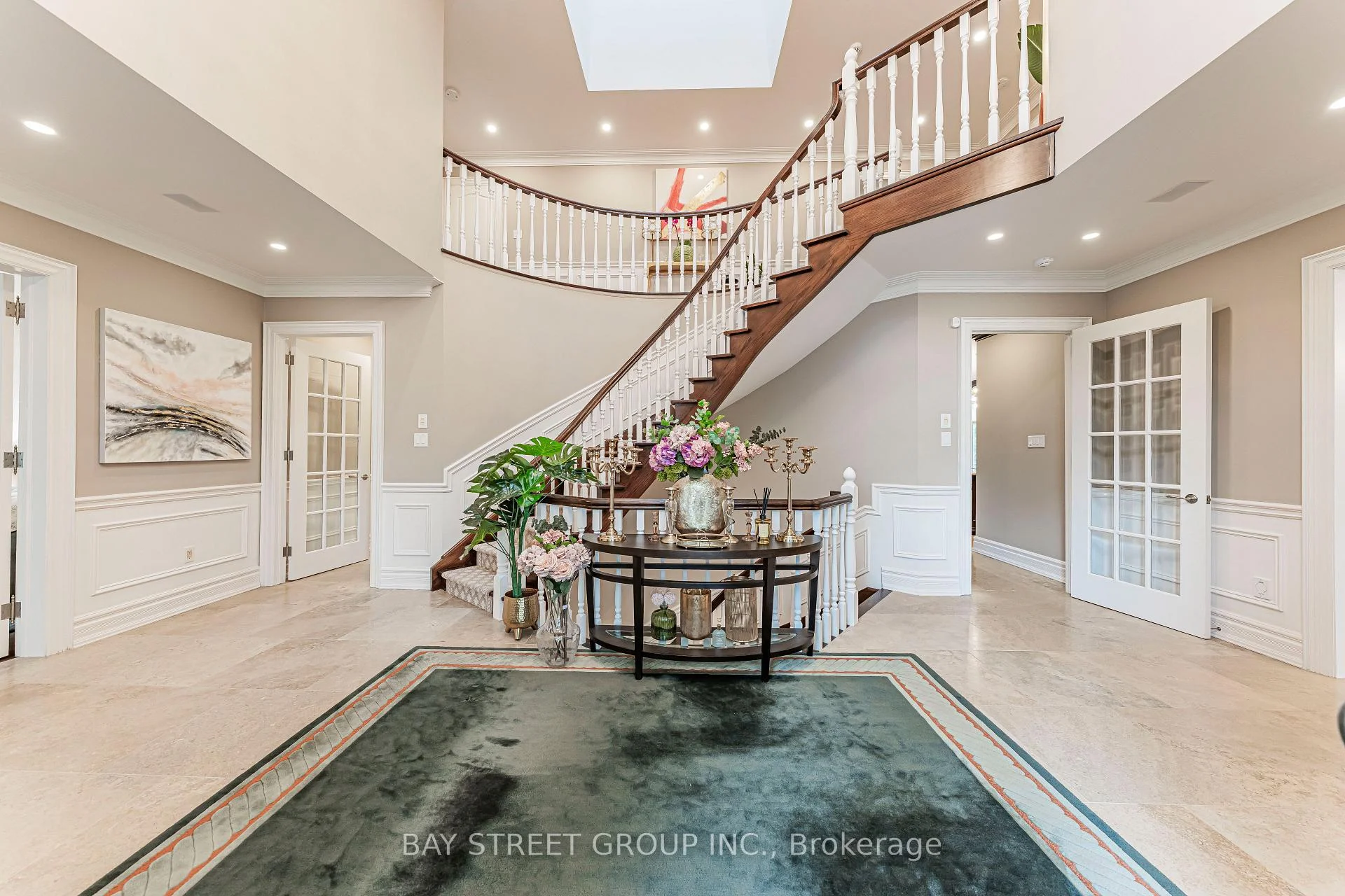 Photo 7 of 103 Northdale Road, North York, St. Andrew-Windfields — HOMEH