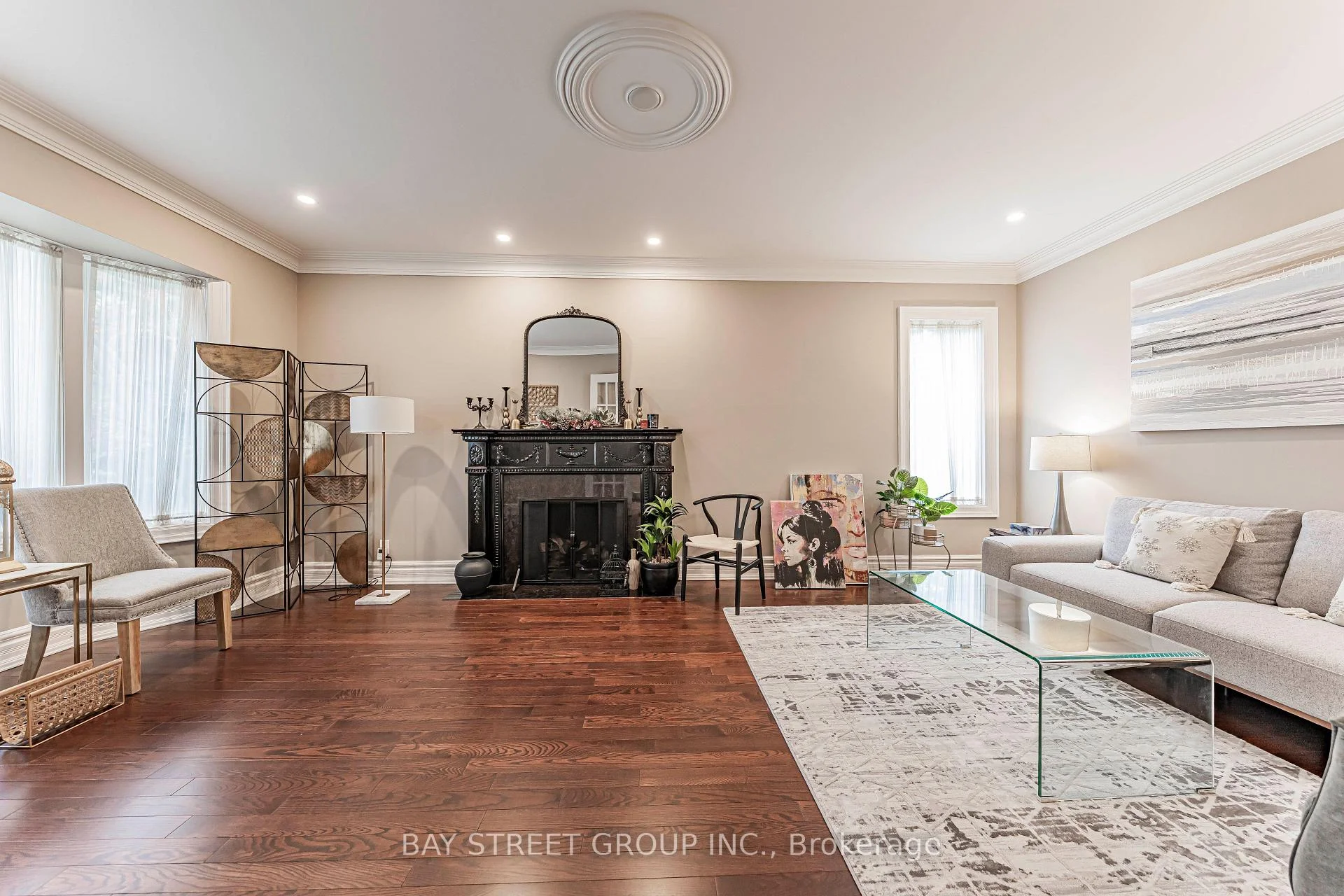 Photo 9 of 103 Northdale Road, North York, St. Andrew-Windfields — HOMEH