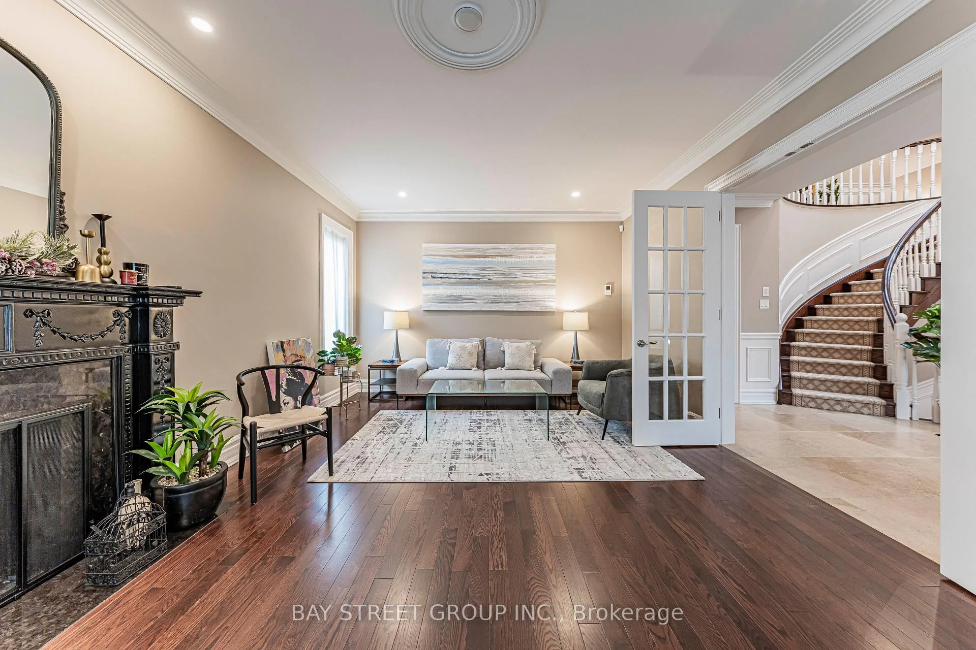 Photo 11 of 103 Northdale Road, North York, St. Andrew-Windfields — HOMEH