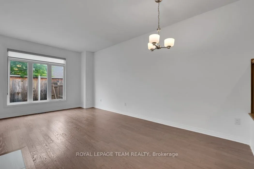Photo 9 of 174 Hawkshaw Crescent, Ottawa, Barrhaven - Cedargrove/Fraserdale — HOMEH