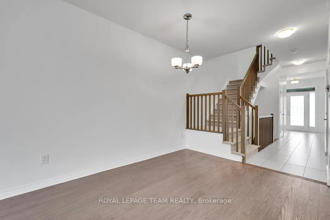 Photo 11 of 174 Hawkshaw Crescent, Ottawa, Barrhaven - Cedargrove/Fraserdale — HOMEH