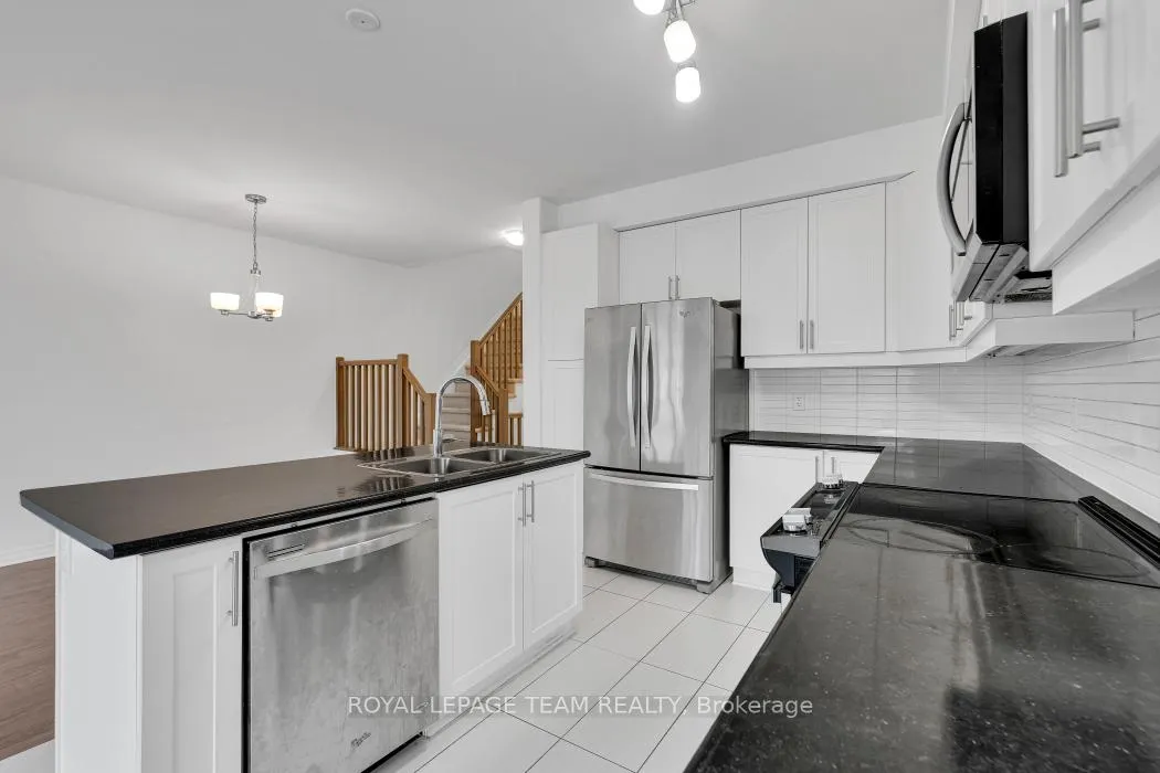 Photo 18 of 174 Hawkshaw Crescent, Ottawa, Barrhaven - Cedargrove/Fraserdale — HOMEH