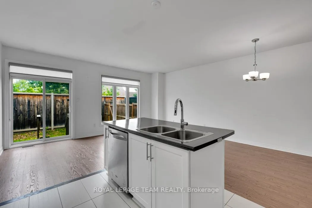Photo 19 of 174 Hawkshaw Crescent, Ottawa, Barrhaven - Cedargrove/Fraserdale — HOMEH