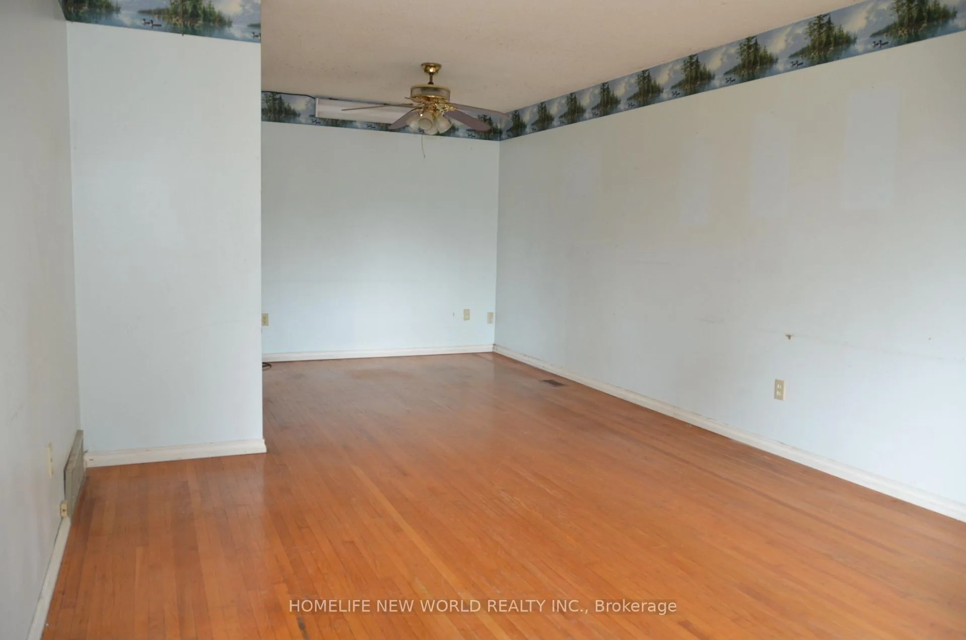 Photo 3 of 602 Upper Paradise Road, Hamilton, Fessenden — HOMEH