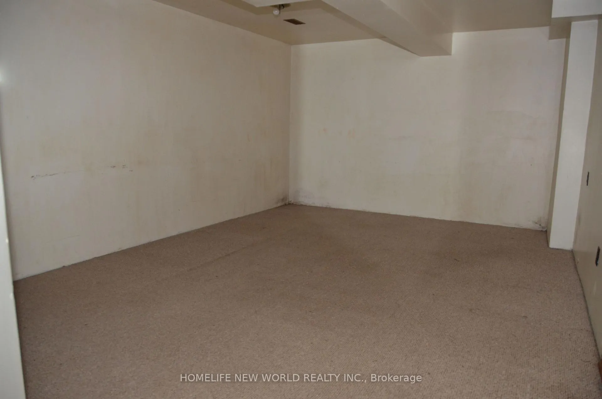 Photo 18 of 602 Upper Paradise Road, Hamilton, Fessenden — HOMEH