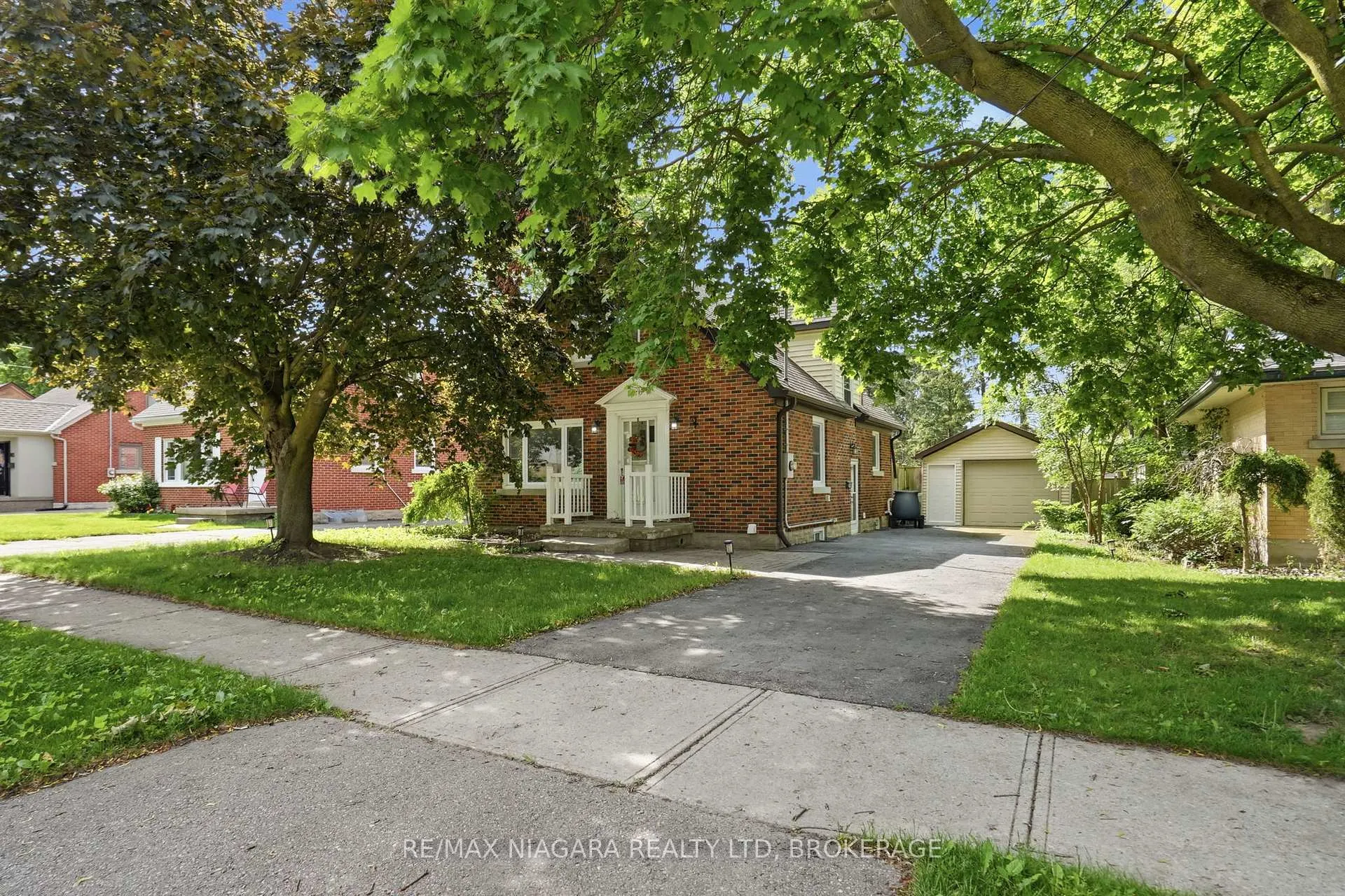 Photo 1 of 179 Murdock Avenue, Waterloo — HOMEH