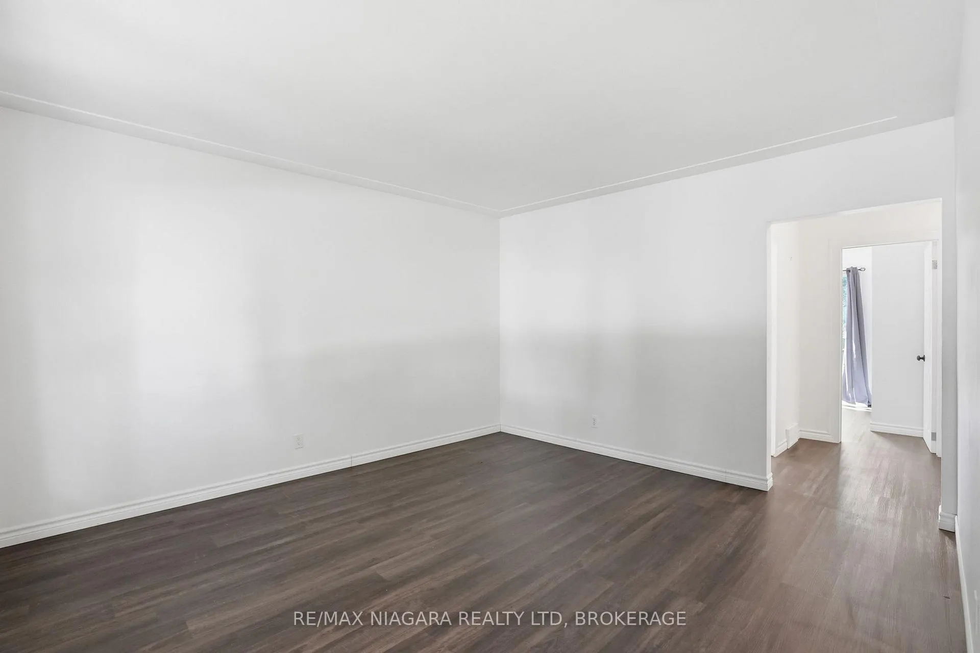 Photo 7 of 179 Murdock Avenue, Waterloo — HOMEH