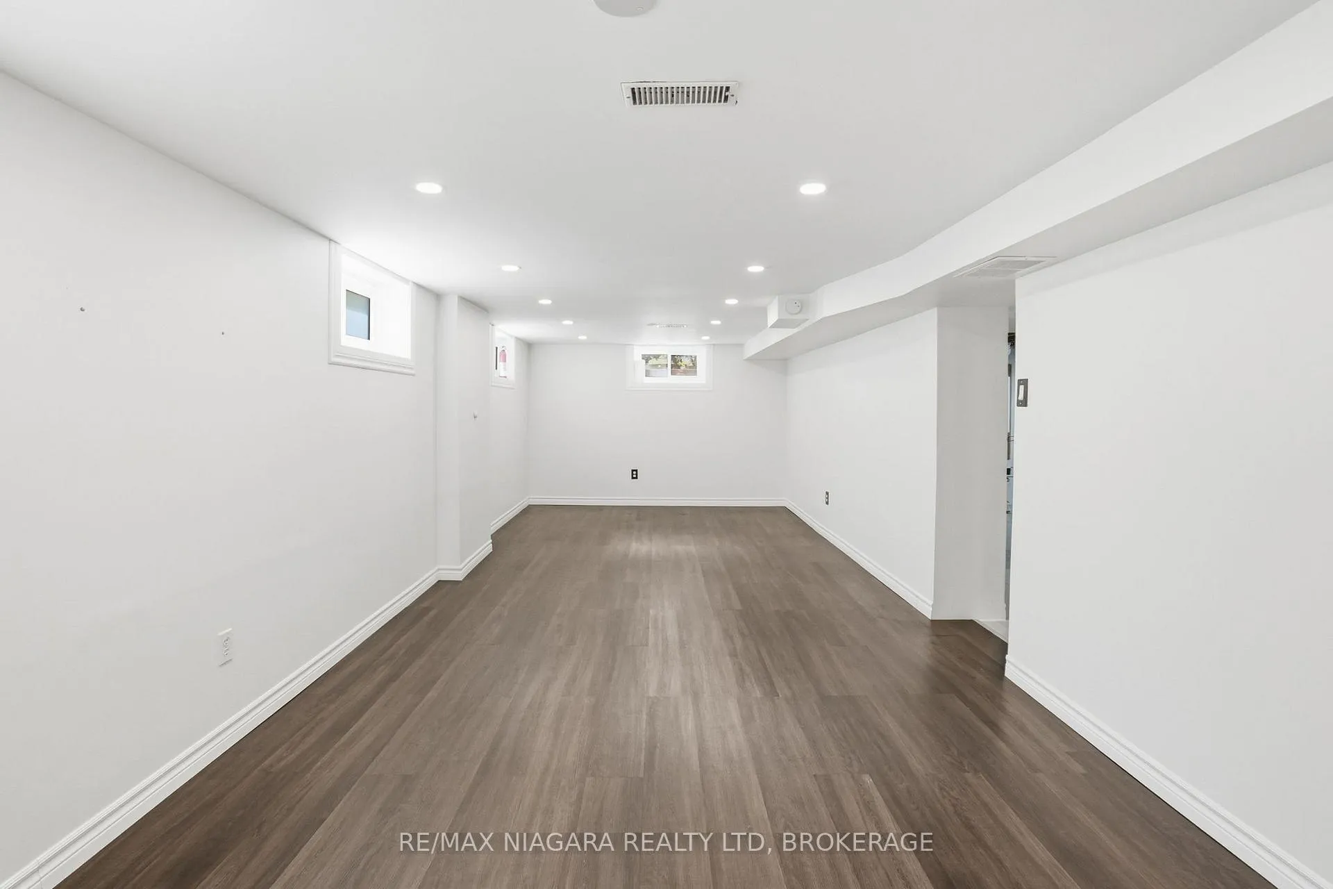 Photo 26 of 179 Murdock Avenue, Waterloo — HOMEH