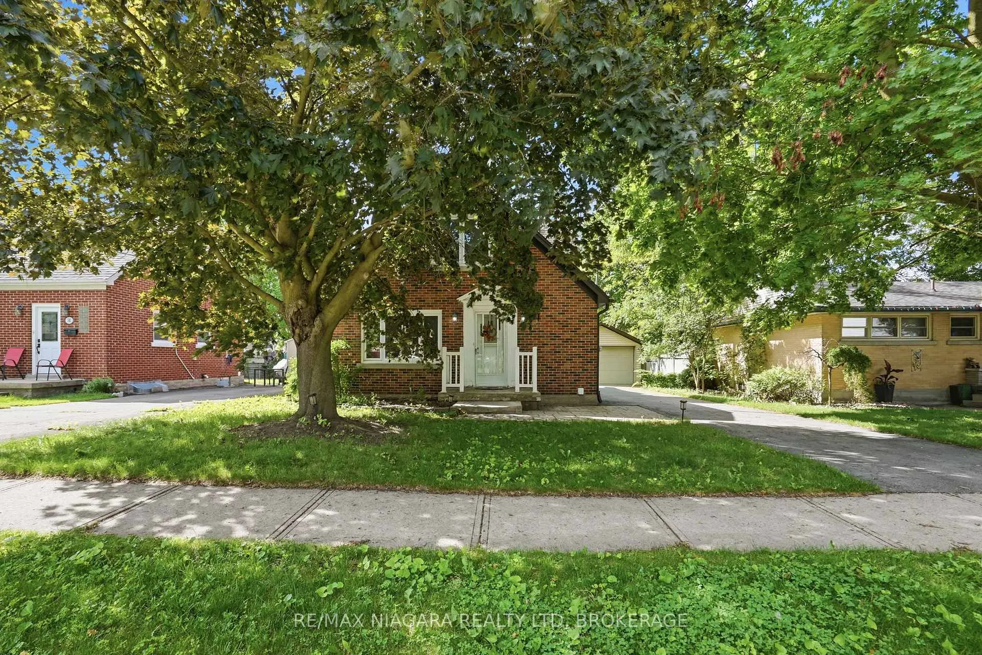 Photo 32 of 179 Murdock Avenue, Waterloo — HOMEH