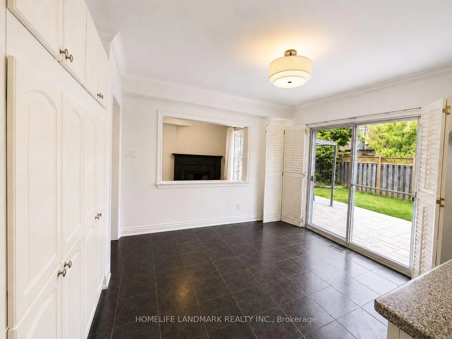 Photo 7 of 19 Arvida Drive, Vaughan, Brownridge — HOMEH