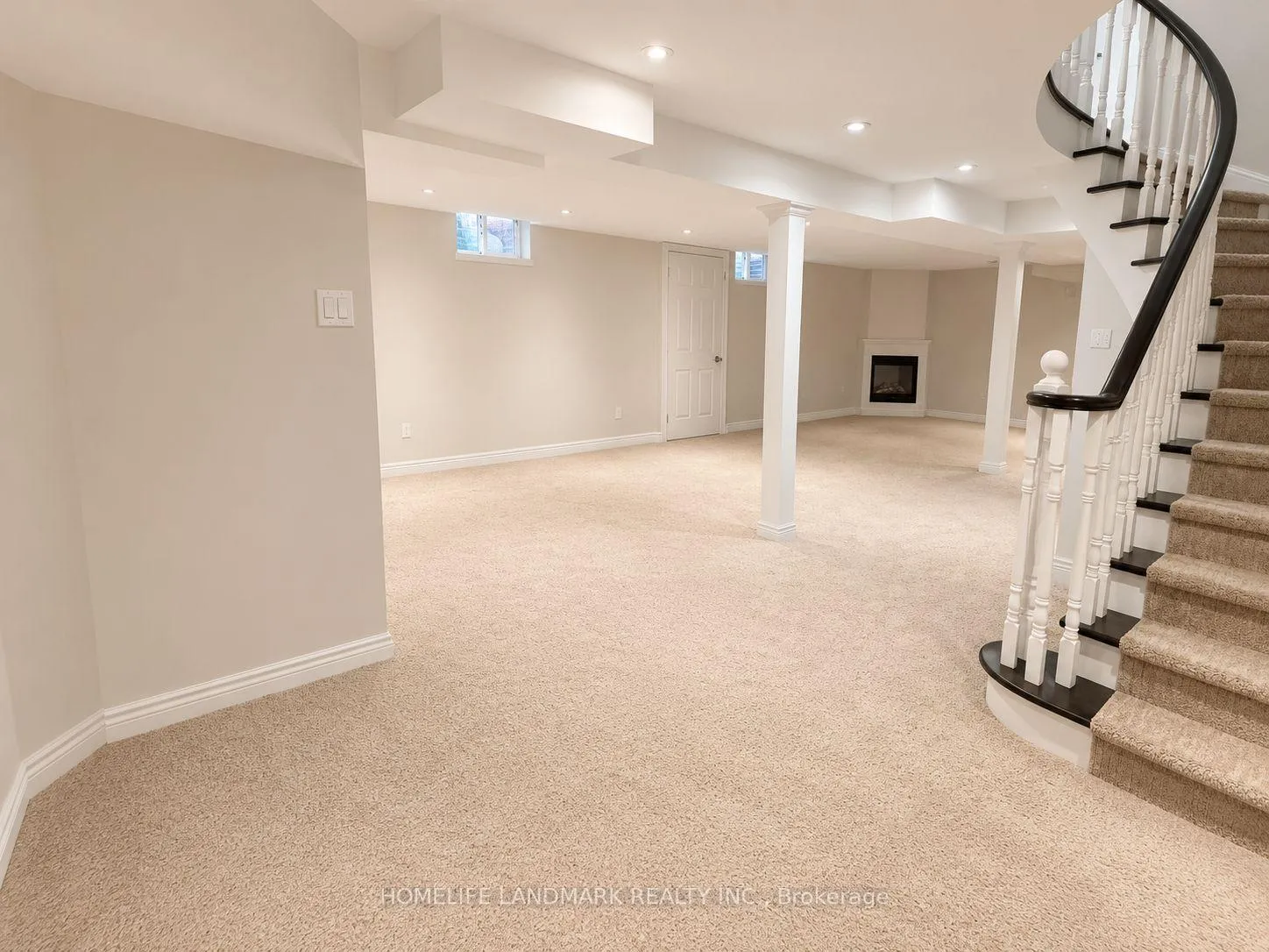 Photo 25 of 19 Arvida Drive, Vaughan, Brownridge — HOMEH