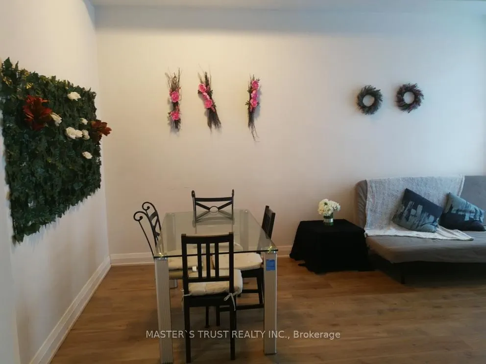 Photo 3 of Unit 1001, 8 Wellesley Street E, Toronto, Church-Yonge Corridor — HOMEH