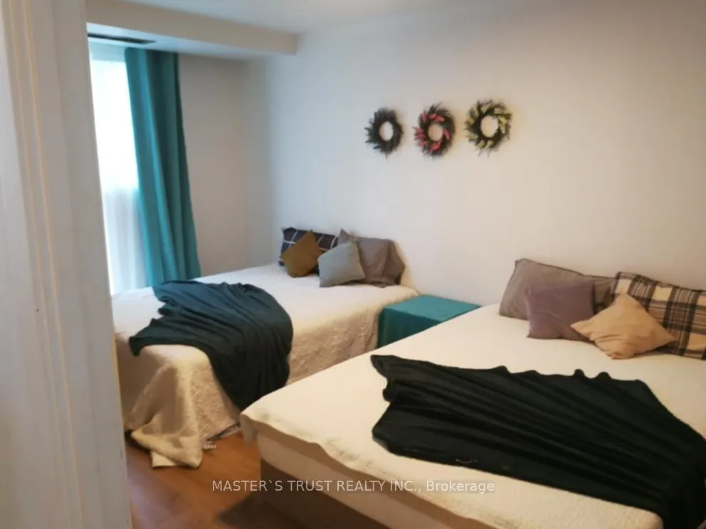 Photo 6 of Unit 1001, 8 Wellesley Street E, Toronto, Church-Yonge Corridor — HOMEH