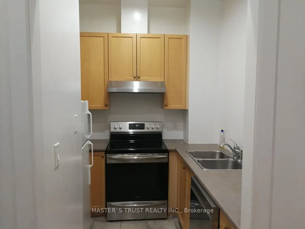 Photo 8 of Unit 1001, 8 Wellesley Street E, Toronto, Church-Yonge Corridor — HOMEH
