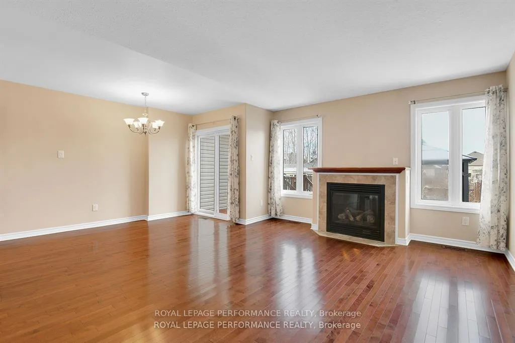 Photo 7 of 1843 Arrowgrass Way, Ottawa, Notting Hill/Summerside — HOMEH