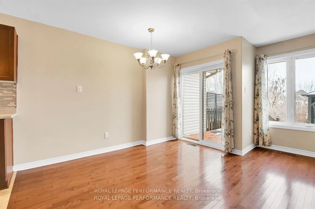 Photo 9 of 1843 Arrowgrass Way, Ottawa, Notting Hill/Summerside — HOMEH