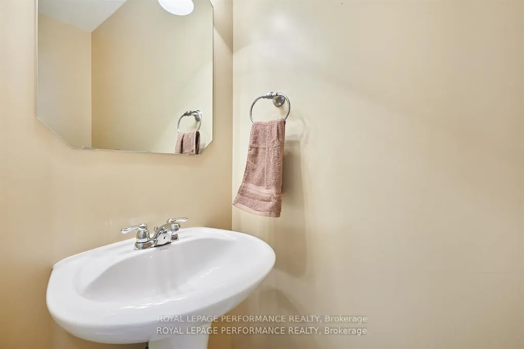Photo 14 of 1843 Arrowgrass Way, Ottawa, Notting Hill/Summerside — HOMEH