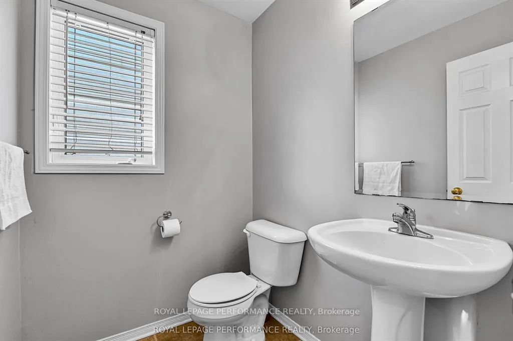 Photo 5 of 622 Louis Toscano Drive, Ottawa, Avalon East — HOMEH