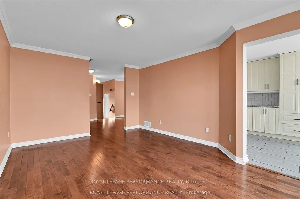 Photo 9 of 622 Louis Toscano Drive, Ottawa, Avalon East — HOMEH