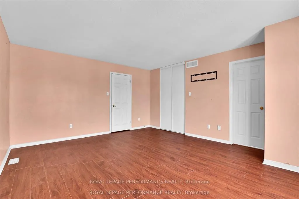 Photo 18 of 622 Louis Toscano Drive, Ottawa, Avalon East — HOMEH