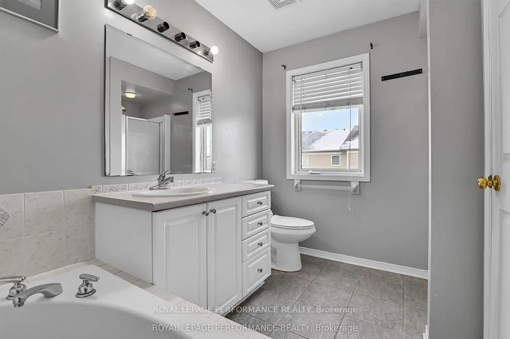 Photo 20 of 622 Louis Toscano Drive, Ottawa, Avalon East — HOMEH