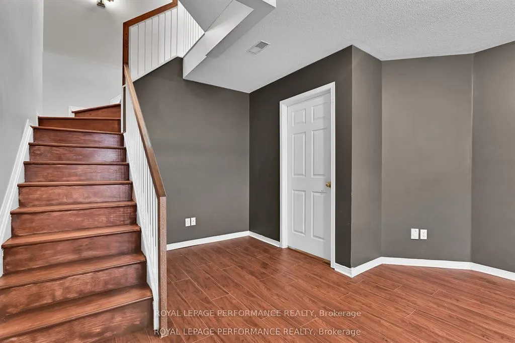 Photo 30 of 622 Louis Toscano Drive, Ottawa, Avalon East — HOMEH