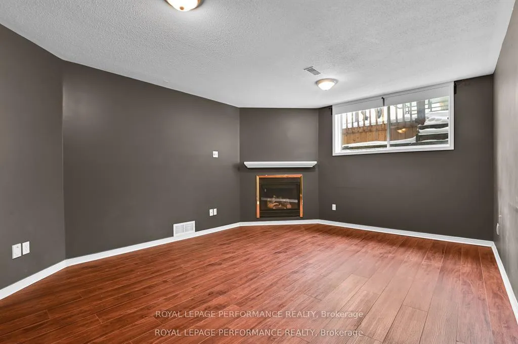 Photo 32 of 622 Louis Toscano Drive, Ottawa, Avalon East — HOMEH
