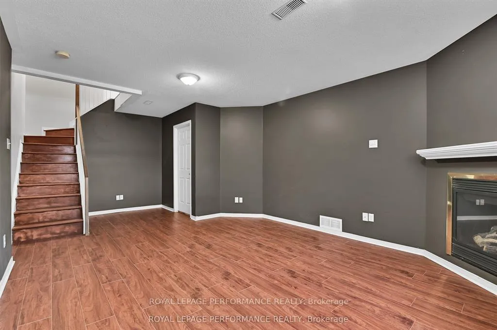 Photo 33 of 622 Louis Toscano Drive, Ottawa, Avalon East — HOMEH