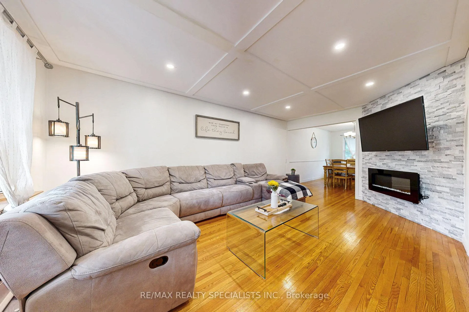 Photo 8 of 99 Pinnacle Drive, Kitchener, Lower Doon — HOMEH