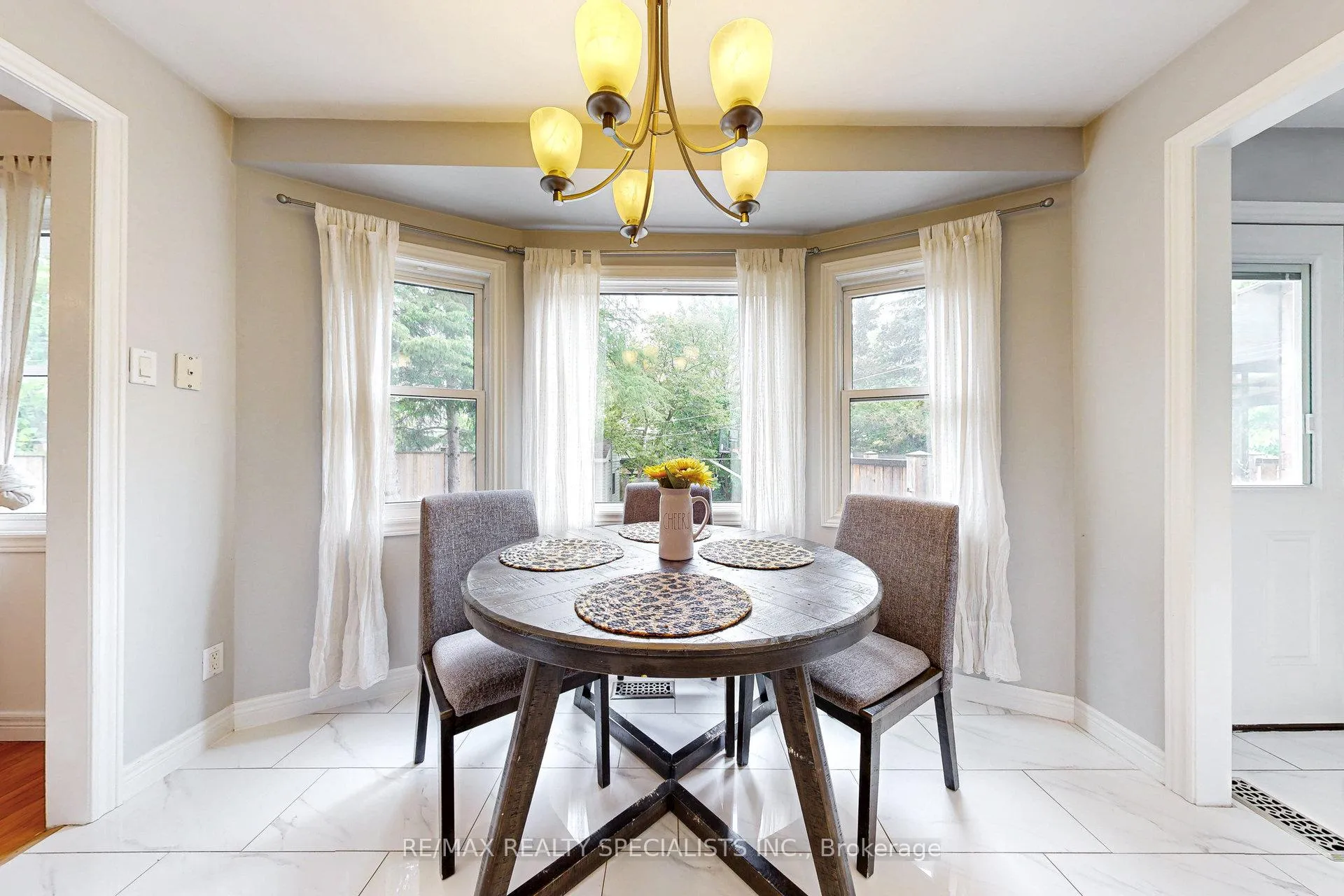 Photo 15 of 99 Pinnacle Drive, Kitchener, Lower Doon — HOMEH