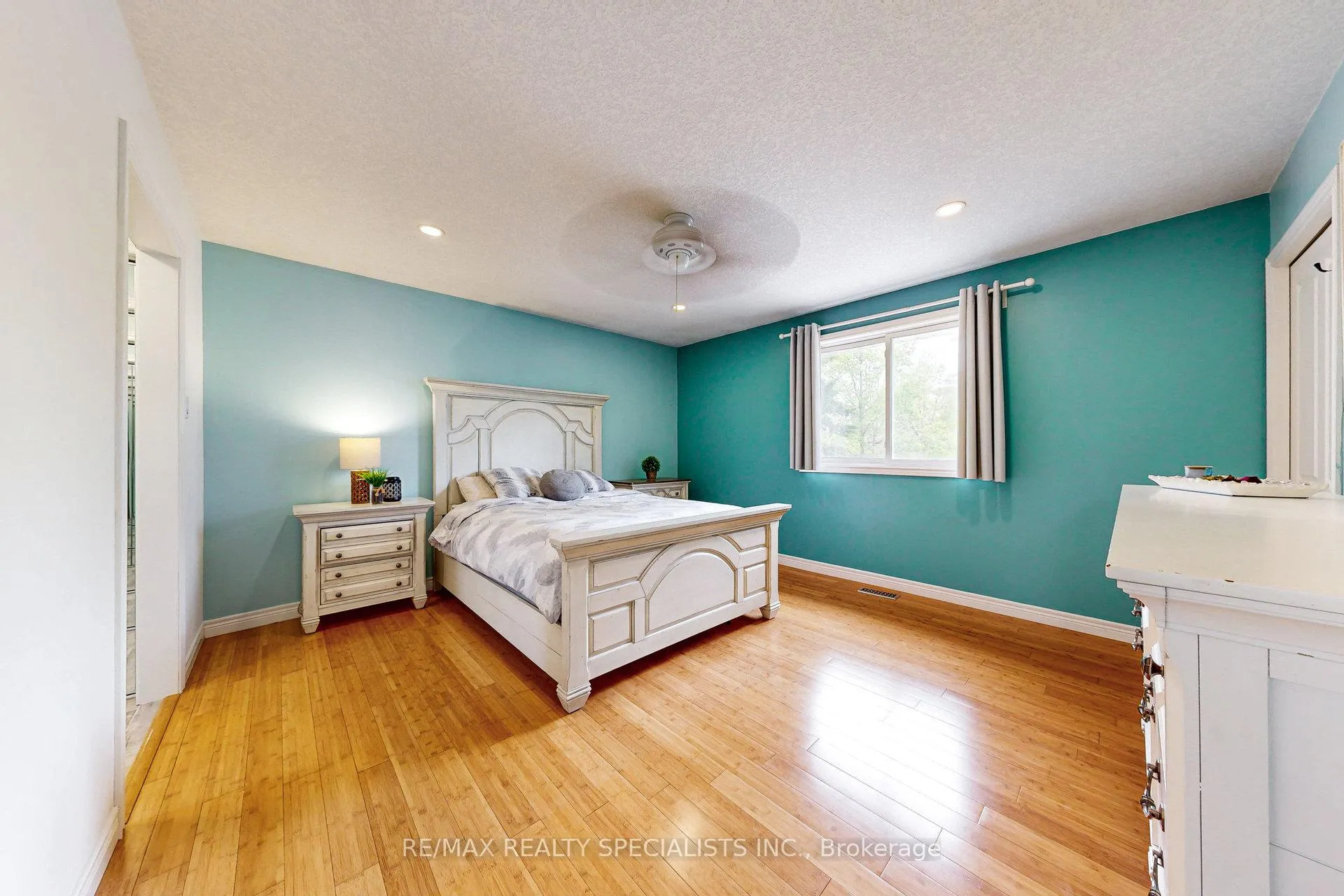 Photo 26 of 99 Pinnacle Drive, Kitchener, Lower Doon — HOMEH