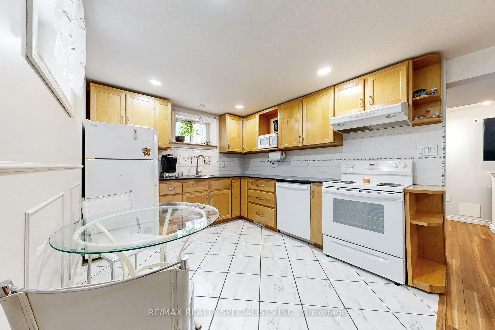Photo 33 of 99 Pinnacle Drive, Kitchener, Lower Doon — HOMEH