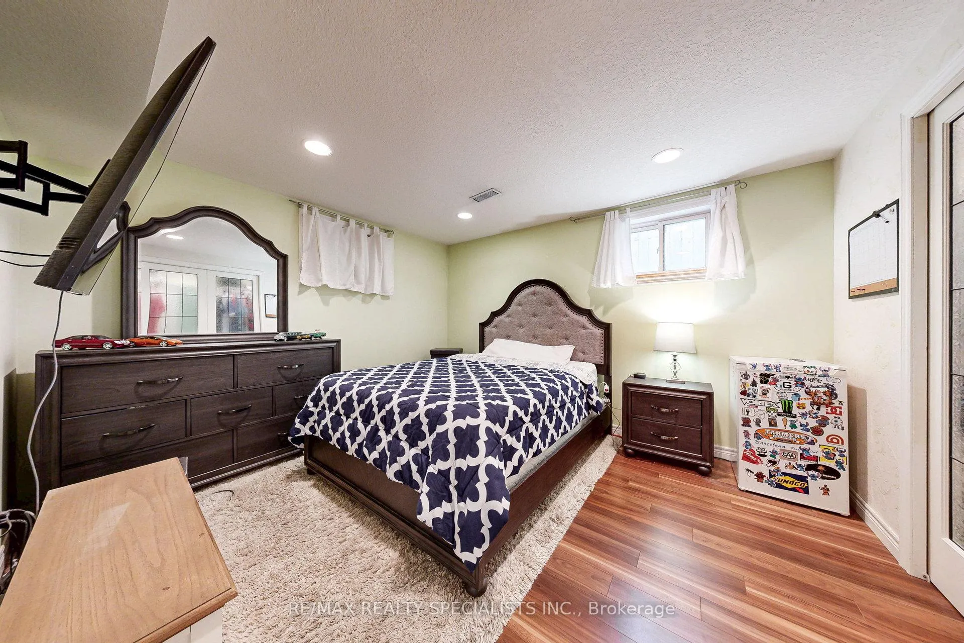 Photo 37 of 99 Pinnacle Drive, Kitchener, Lower Doon — HOMEH