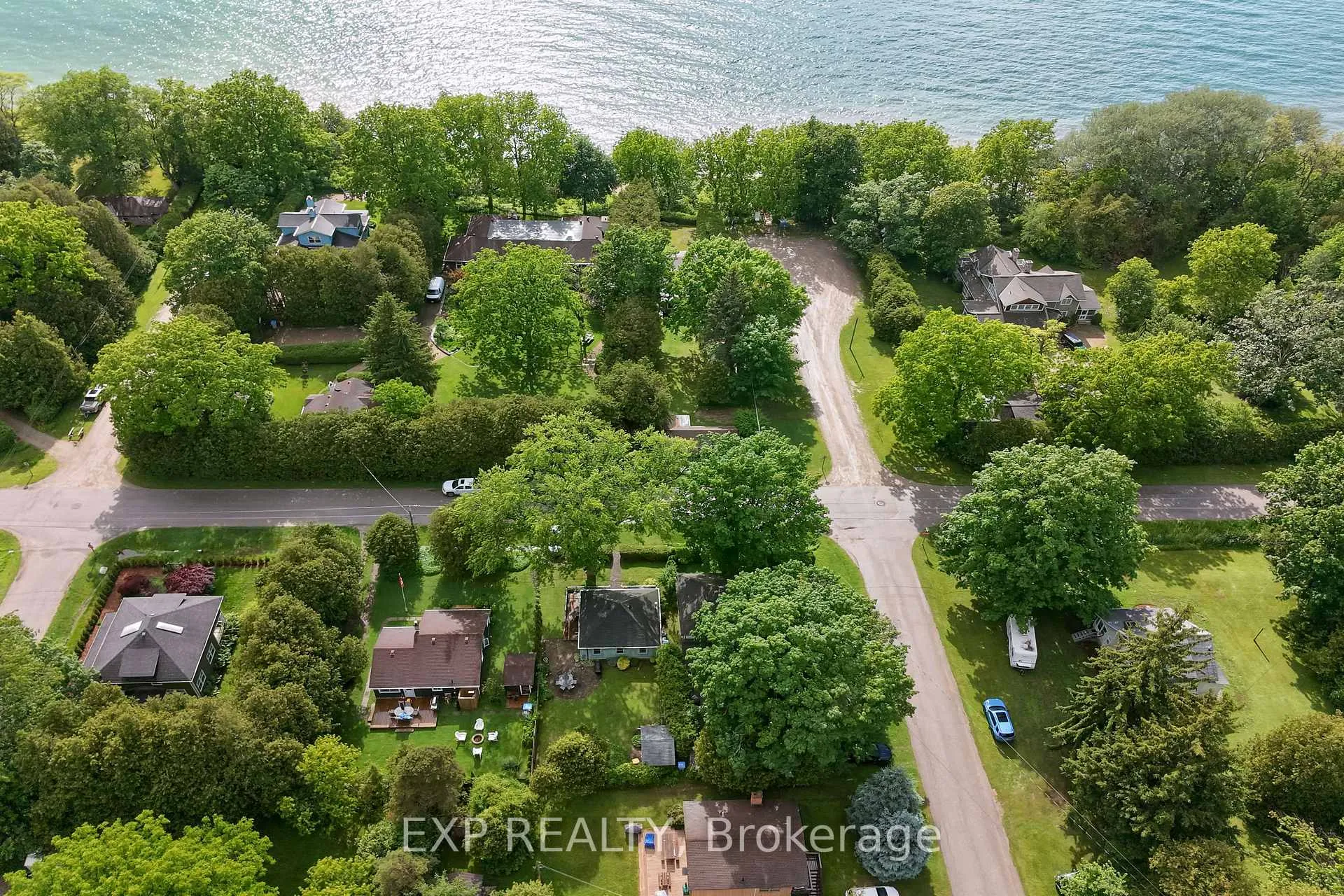 Photo 3 of 18 Tuyll Street, Bluewater, Bayfield — HOMEH