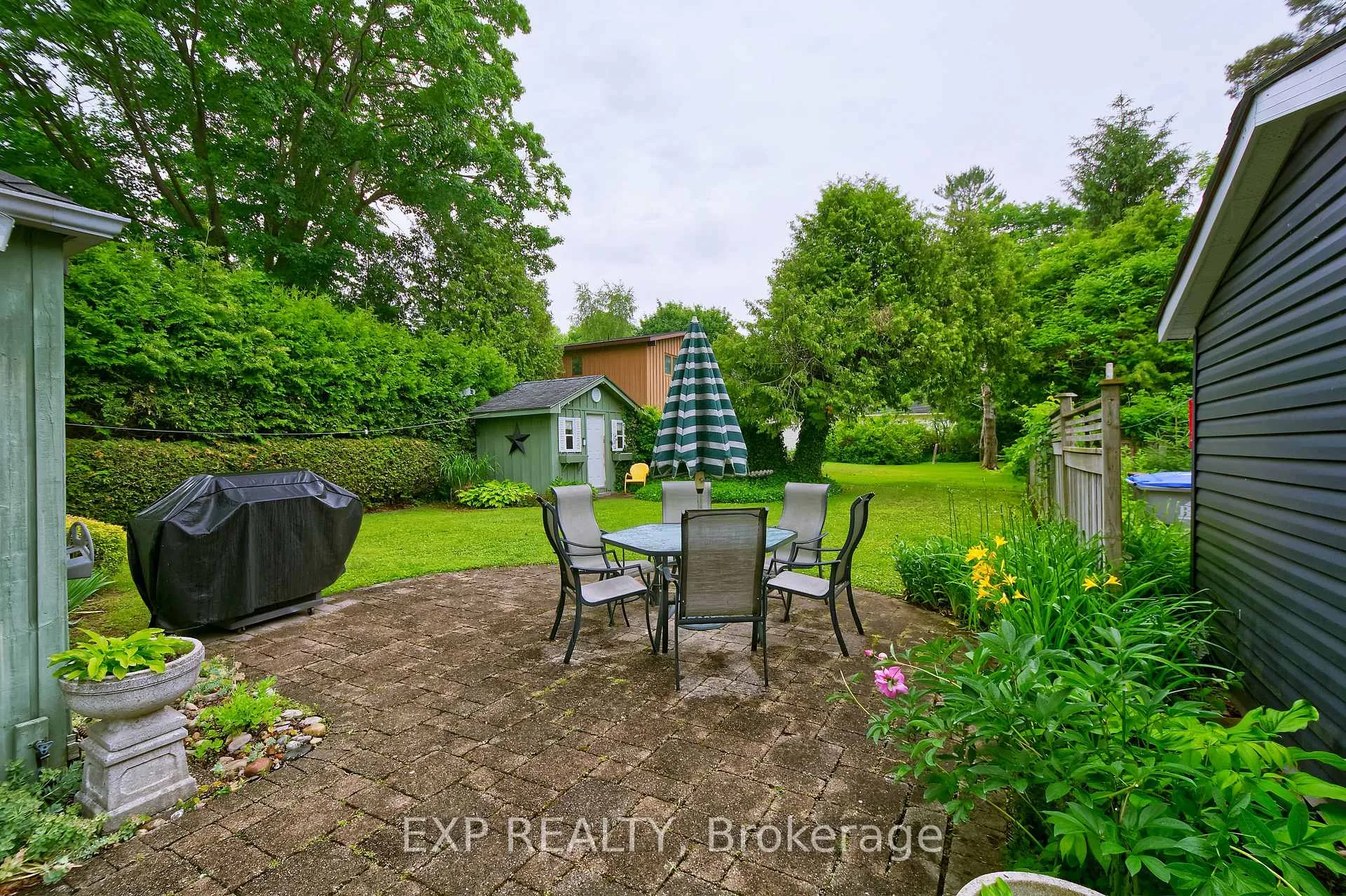 Photo 11 of 18 Tuyll Street, Bluewater, Bayfield — HOMEH