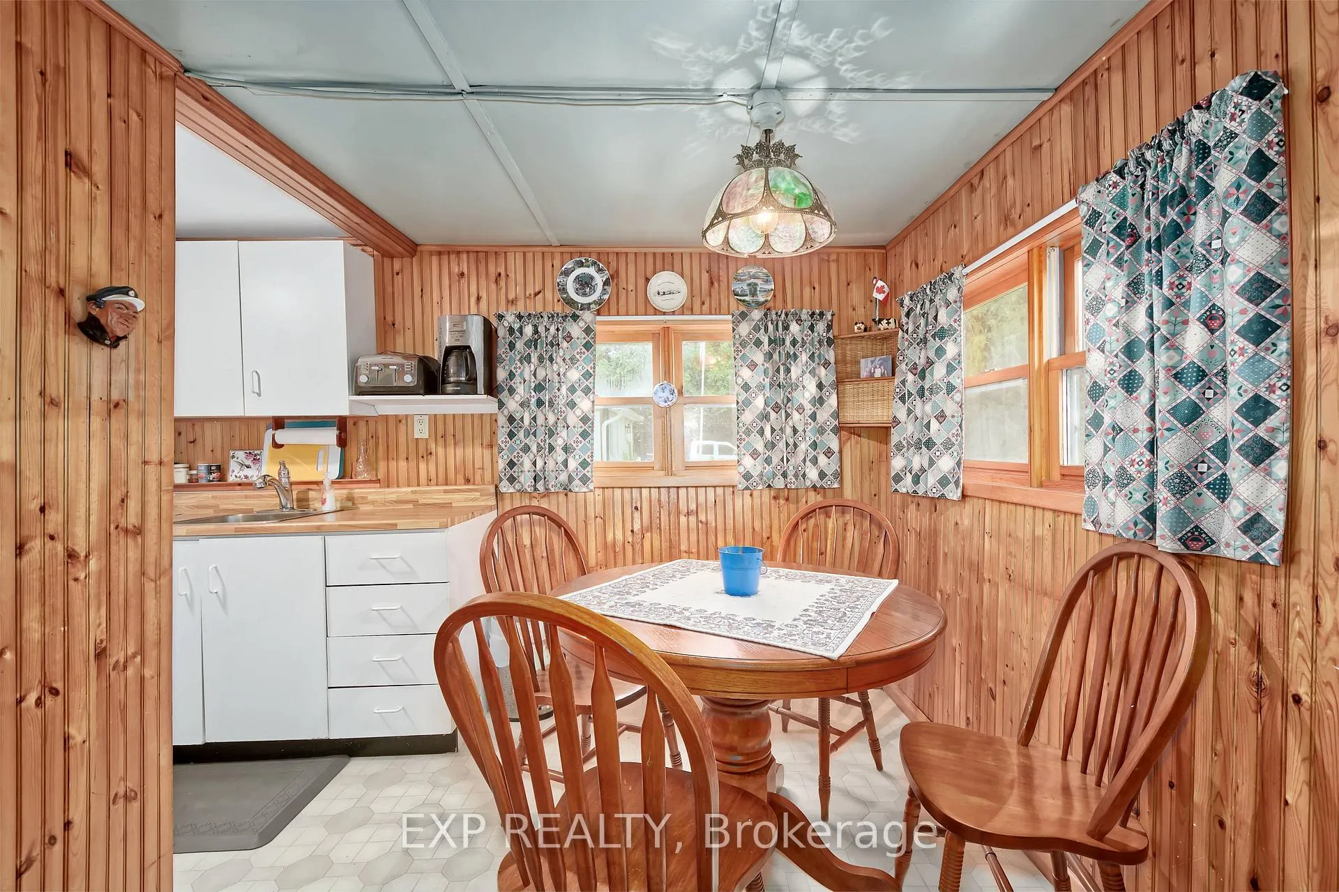 Photo 17 of 18 Tuyll Street, Bluewater, Bayfield — HOMEH