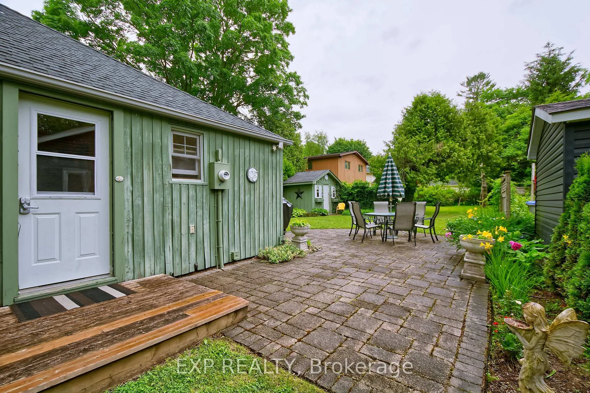 Photo 33 of 18 Tuyll Street, Bluewater, Bayfield — HOMEH