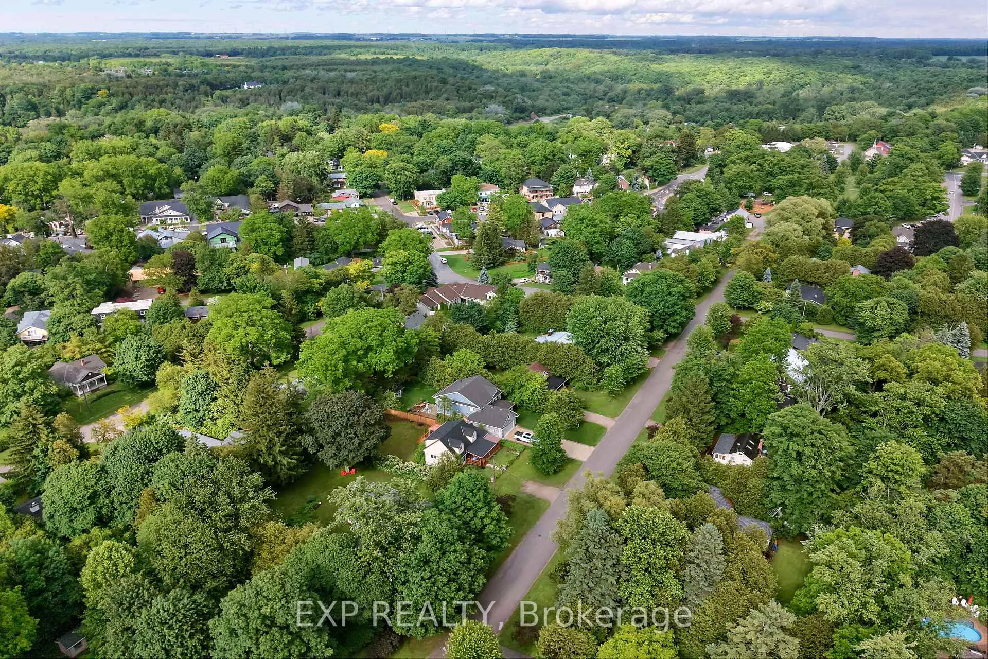 Photo 40 of 18 Tuyll Street, Bluewater, Bayfield — HOMEH