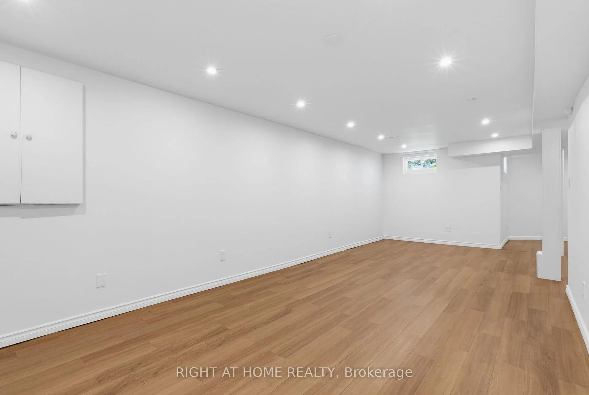 Photo 36 of 1087 Augustus Drive, Burlington, Brant — HOMEH