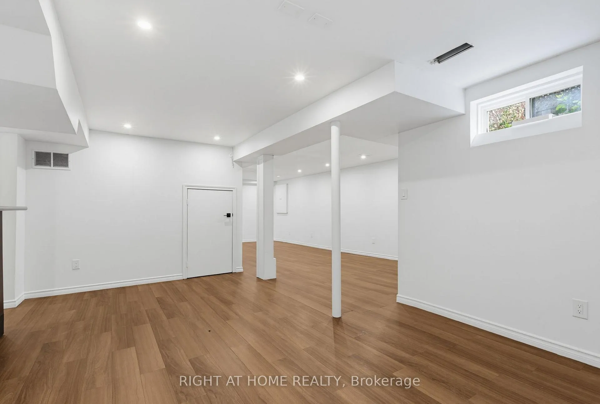 Photo 41 of 1087 Augustus Drive, Burlington, Brant — HOMEH