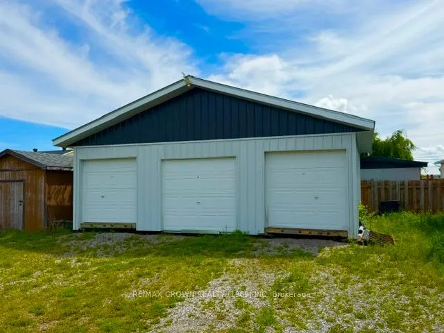 Photo 8 of 80 Brunelle Road N, Kapuskasing — HOMEH