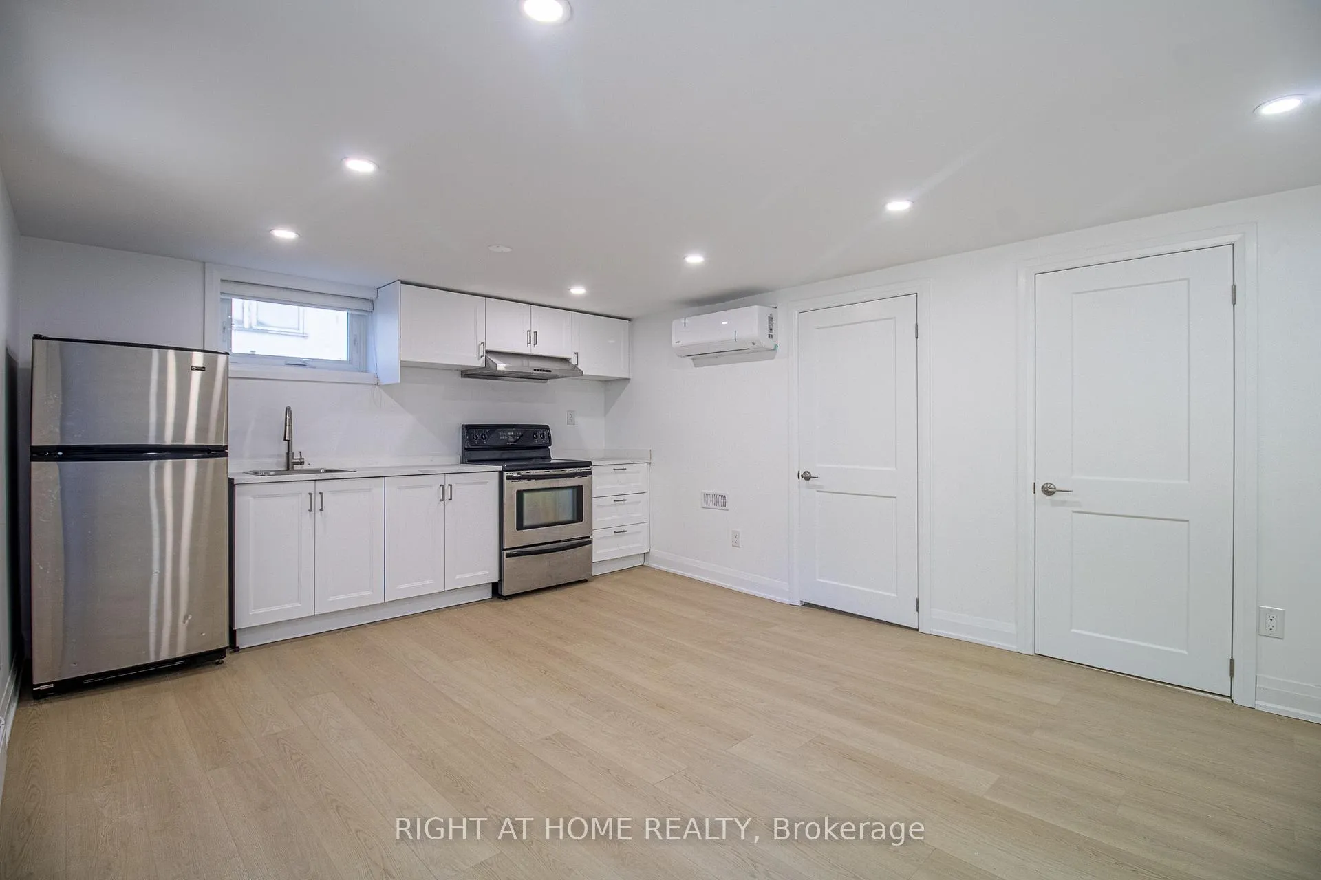 Photo 9 of Unit 2, 88 Highland Park Boulevard, Markham, Grandview — HOMEH